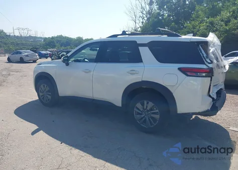 2024 Nissan Pathfinder Sv 4Wd z USA, uszkodzony, nr VIN 5N1DR3BC5RC237574